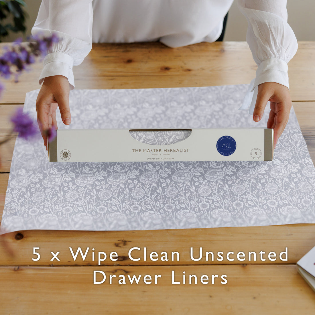 THE MASTER HERBALIST Wipe Clean Drawer Liners William Morris Wipe Clean & Unscented Drawer Liners in SOFT GREY