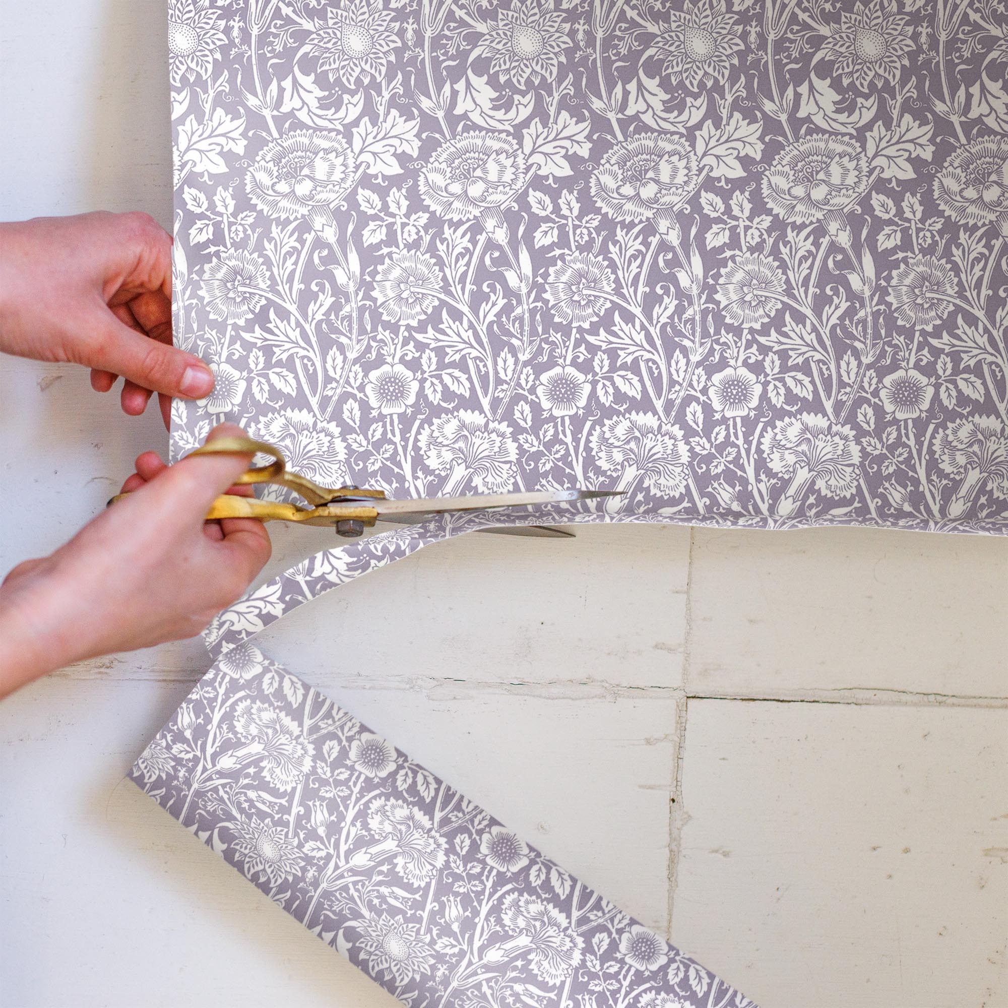 LILAC fragrance SCENTED Drawer Liners in PURPLE William Morris Design