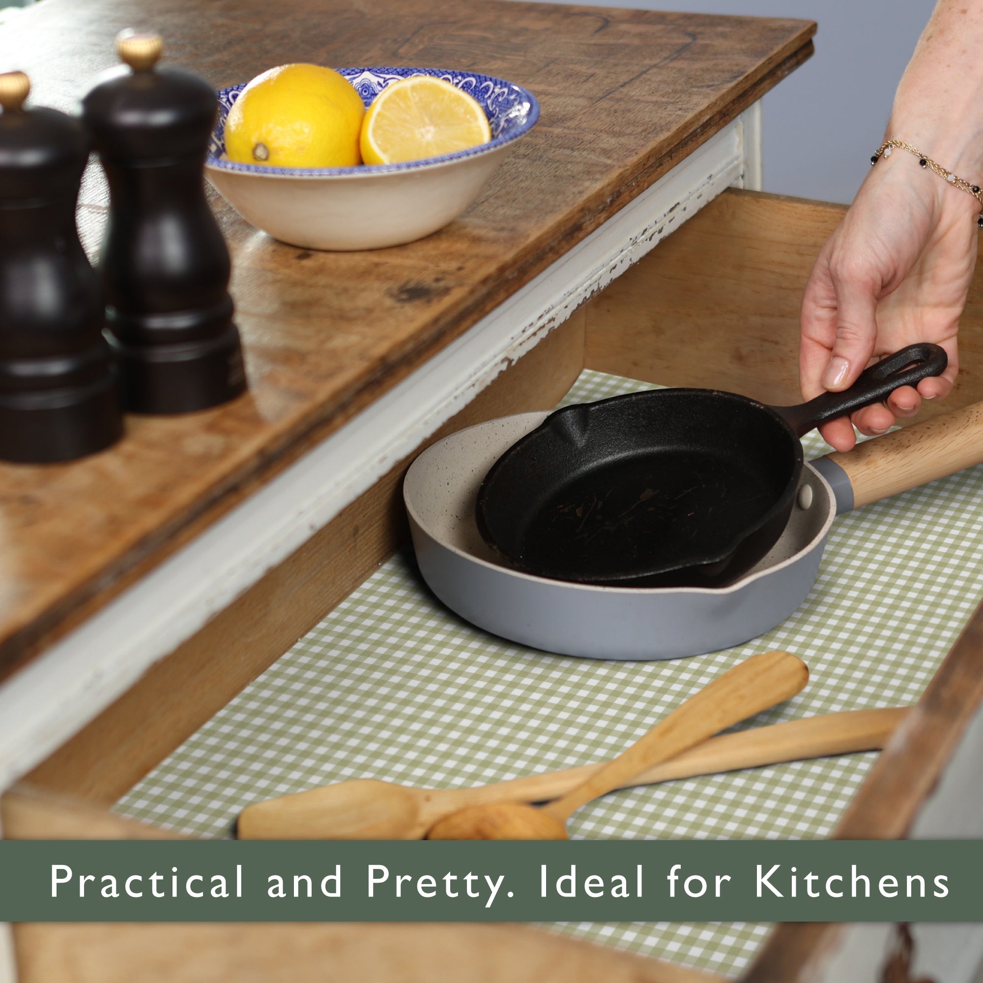 SAGE GREEN GINGHAM Wipe Clean & Unscented Drawer Liners - Wipe Clean Drawer Liners - The Master Herbalist