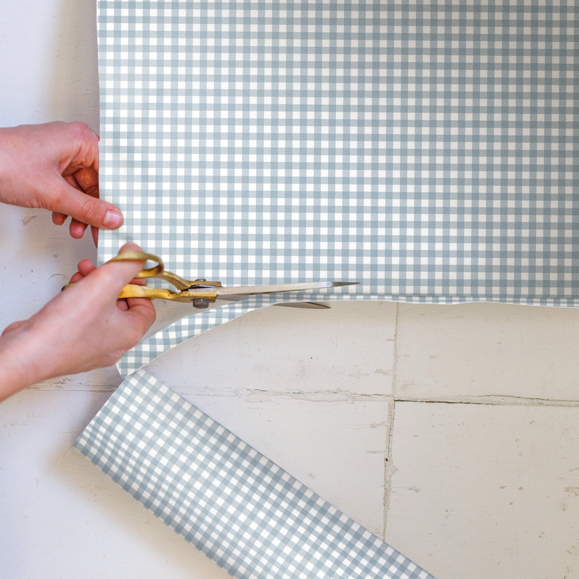 FRESH LINEN SCENTED Drawer Liners in DUCK EGG Blue GINGHAM - Scented Drawer Liners - The Master Herbalist