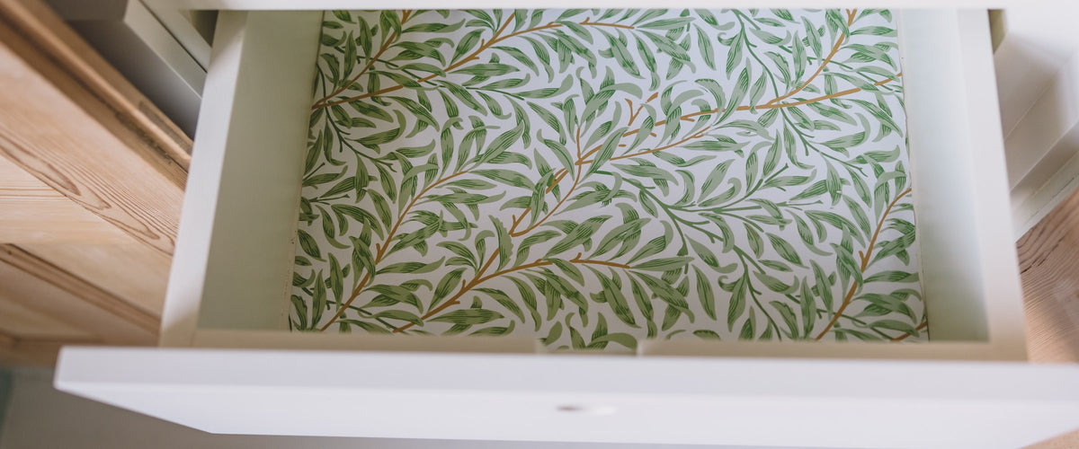 Willow scented drawer liners in an open drawer1621243260e1af0c20-0