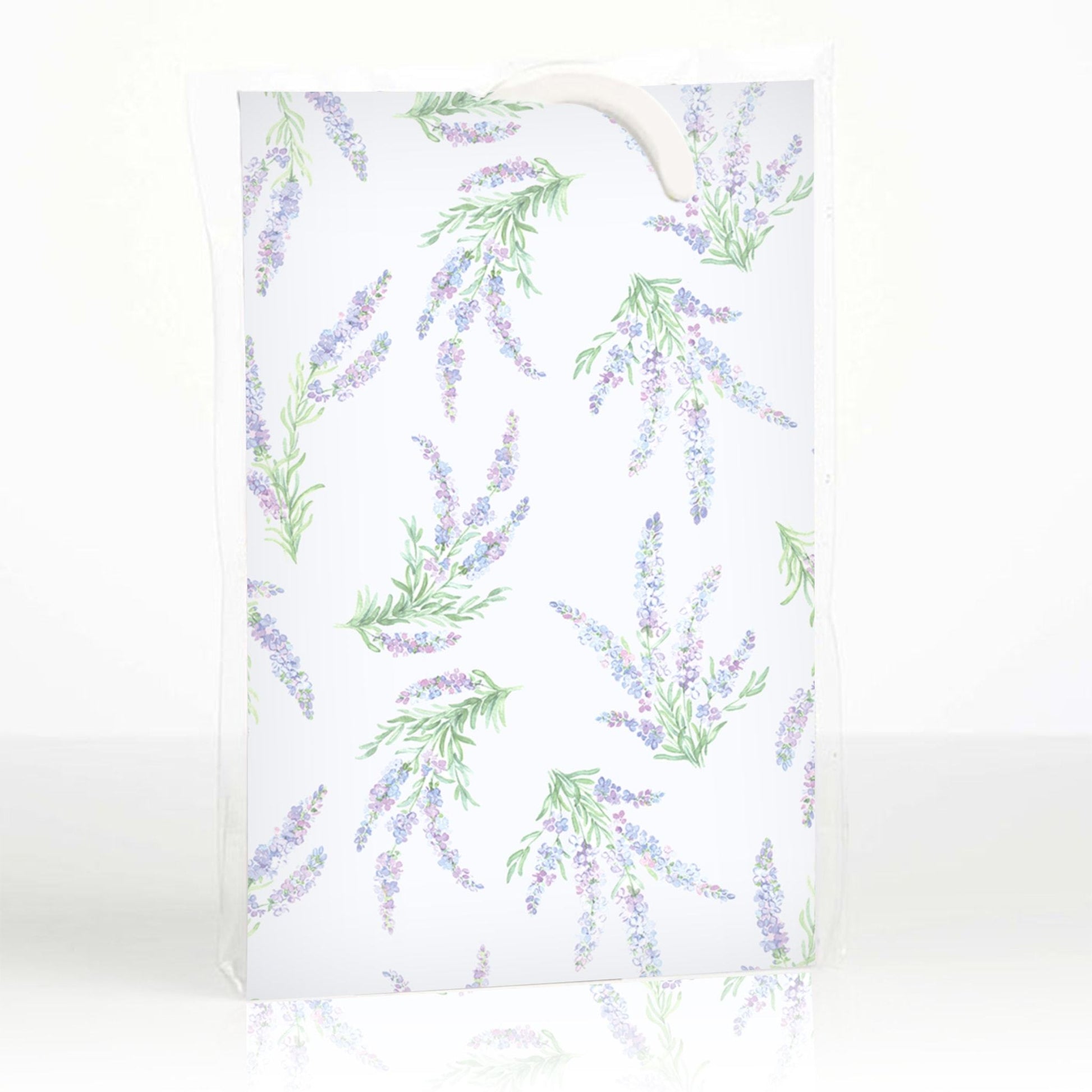 THE MASTER HERBALIST Wardrobe Freshener Lavender LAVENDER Scented Wardrobe Freshener in a Traditional Floral Design