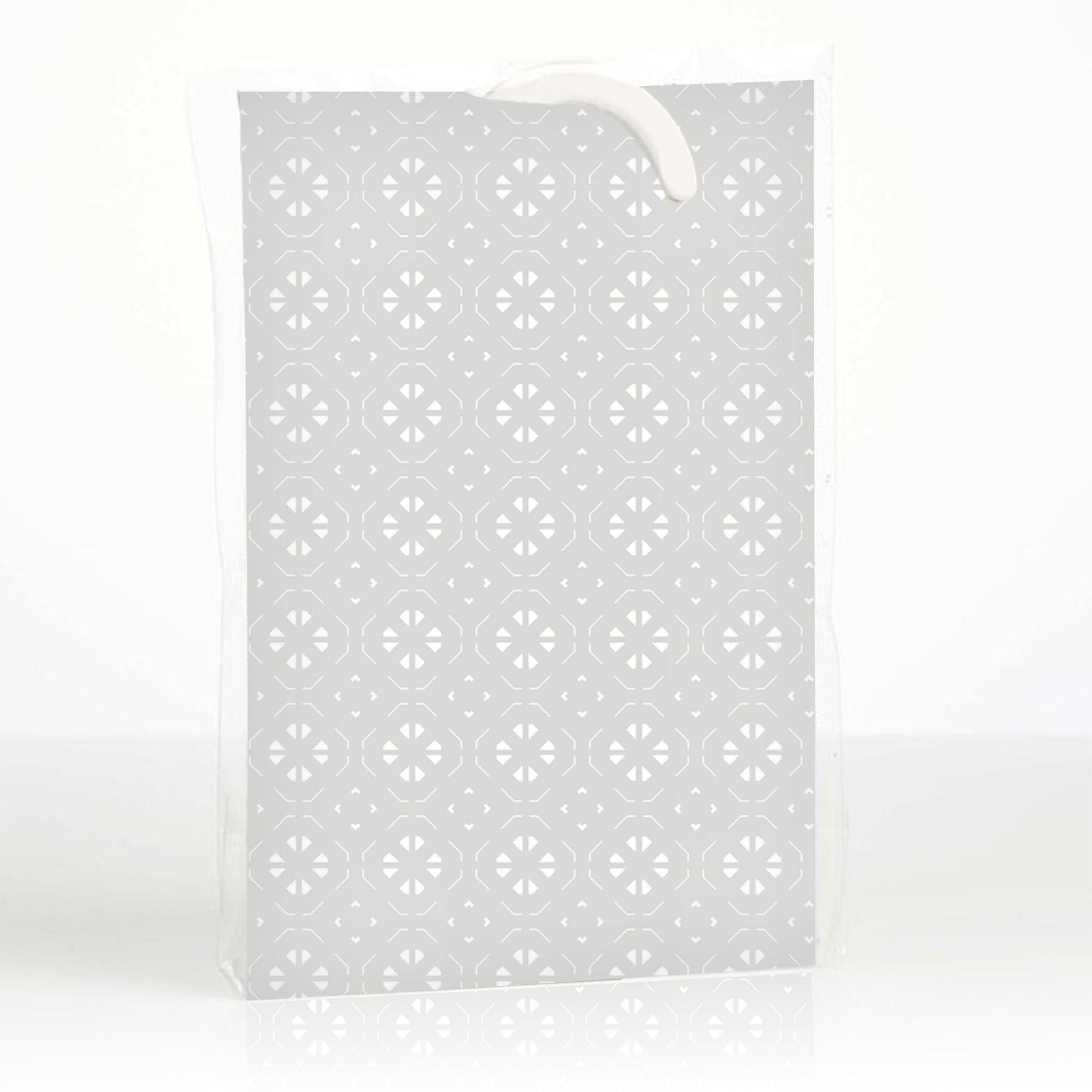 THE MASTER HERBALIST Wardrobe Freshener Lavender & Neem Oil ANTI-MOTH | LAVENDER & NEEM OIL Wardrobe Freshener in a GEOMETRIC Print