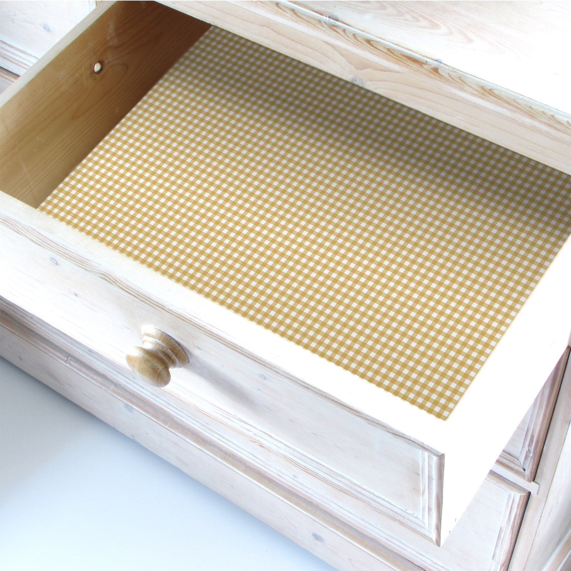 THE MASTER HERBALIST Wipe Clean Drawer Liners Wipe Clean & Unscented Drawer Liners in BARLEY GINGHAM